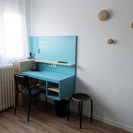 Little Sevigne Hotel 2*
